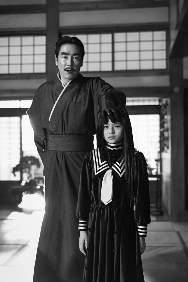 [아가씨] 많은 사람들이 실제 일본인인줄 아는 김민희 아역 .JPG | 인스티즈