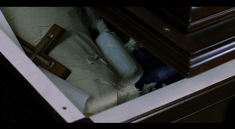 아니... 어떤 아저씨가 장례식장에 노란풍선을 들고온거야; | 인스티즈