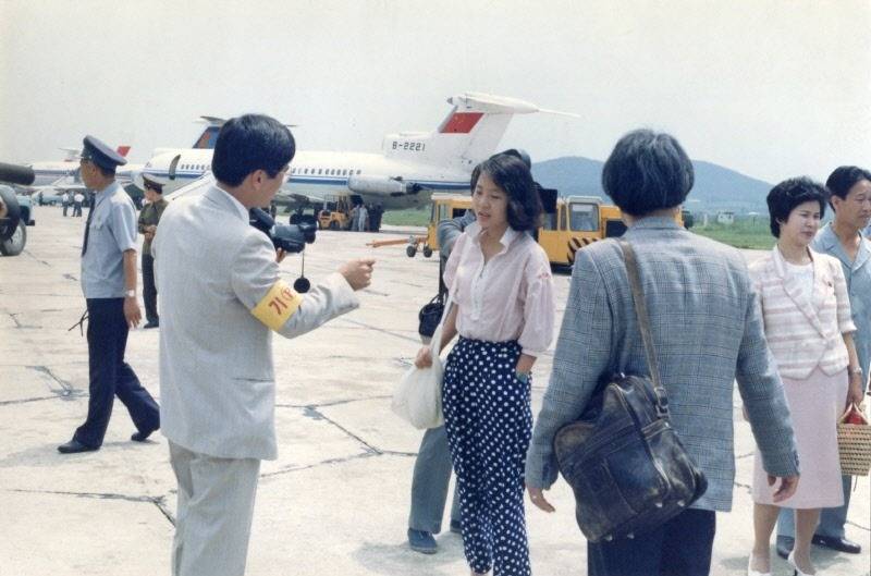 북한에 핵폭탄 이상의 충격을 안겨준 사건!!!!! '임수경 방북사건' | 인스티즈