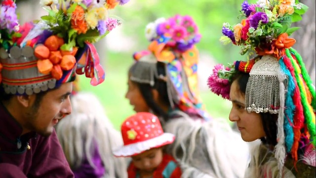 티벳 브록파 마을의 흔한 커플.JPG (부러움 주의) | 인스티즈