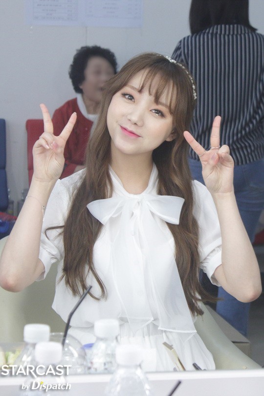 언니와 걸스피릿 무대에 서는 케이 | 인스티즈