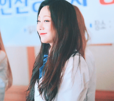 러블리즈 지수는 금발이 낫다 vs 흑발(어두운)쪽이 낫다 | 인스티즈