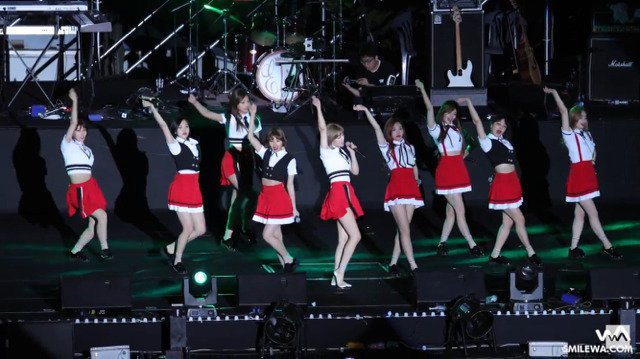 가끔 키 180썰이 도는 트와이스 정연.jpgif | 인스티즈