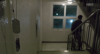 [태양의후예] 군인 남친이 작전 중 전사했다는 소식을 접했을 때 반응.甲 | 인스티즈