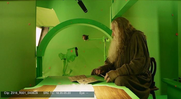 그래...우리...CG많이 들어간 영화에서는 어지간하면 연기 잘했다고 해주자... | 인스티즈