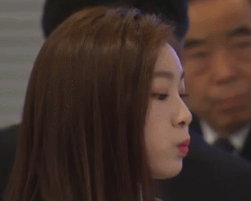 오늘도 허당미 뿜뿜하는 김연아.gif | 인스티즈