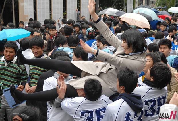 일본 최고의 명문대 동경대(도쿄대) 발표현장.jpg | 인스티즈