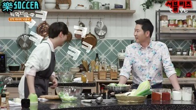 민경훈에게 진지하게 궁금해서 물어보는 신동엽 | 인스티즈