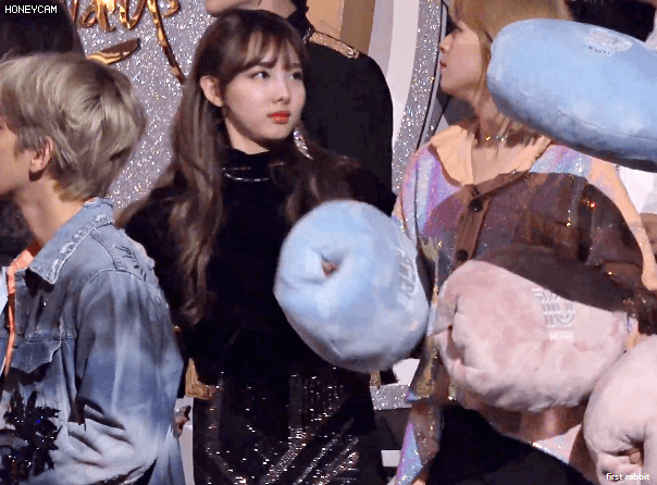 골든디스크에서 화난 나연이 | 인스티즈