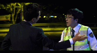 아니... 어떤 아저씨가 장례식장에 노란풍선을 들고온거야; | 인스티즈