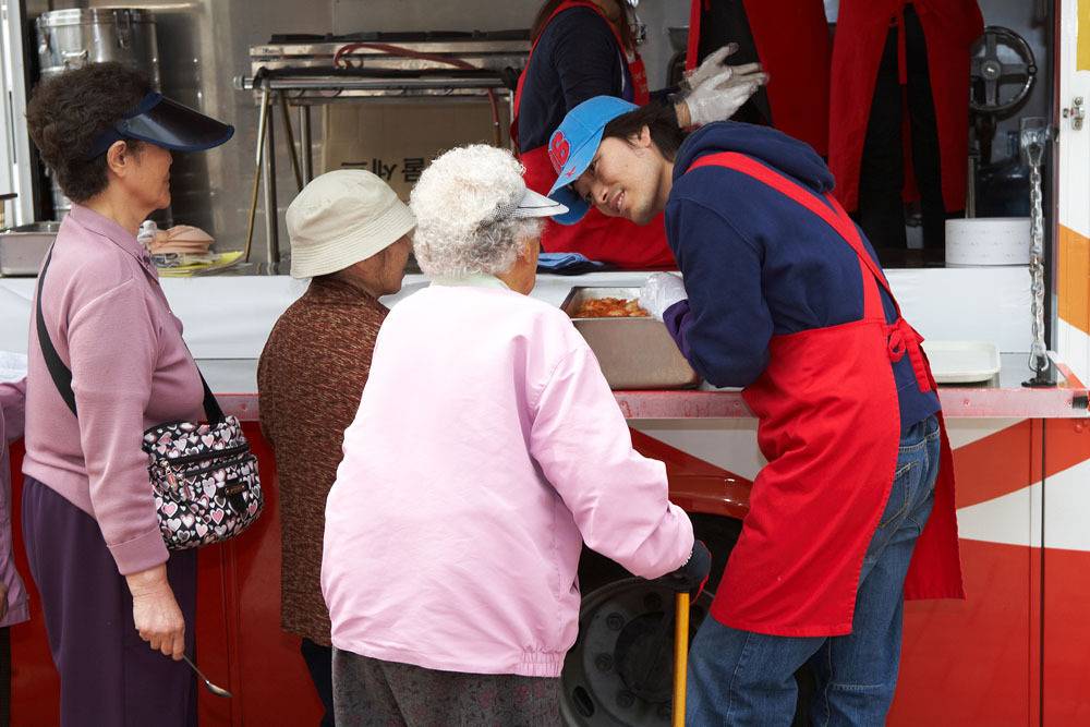 [데이터주의] 한국에서 망했는데 외국인들이 극찬한 영화 | 인스티즈