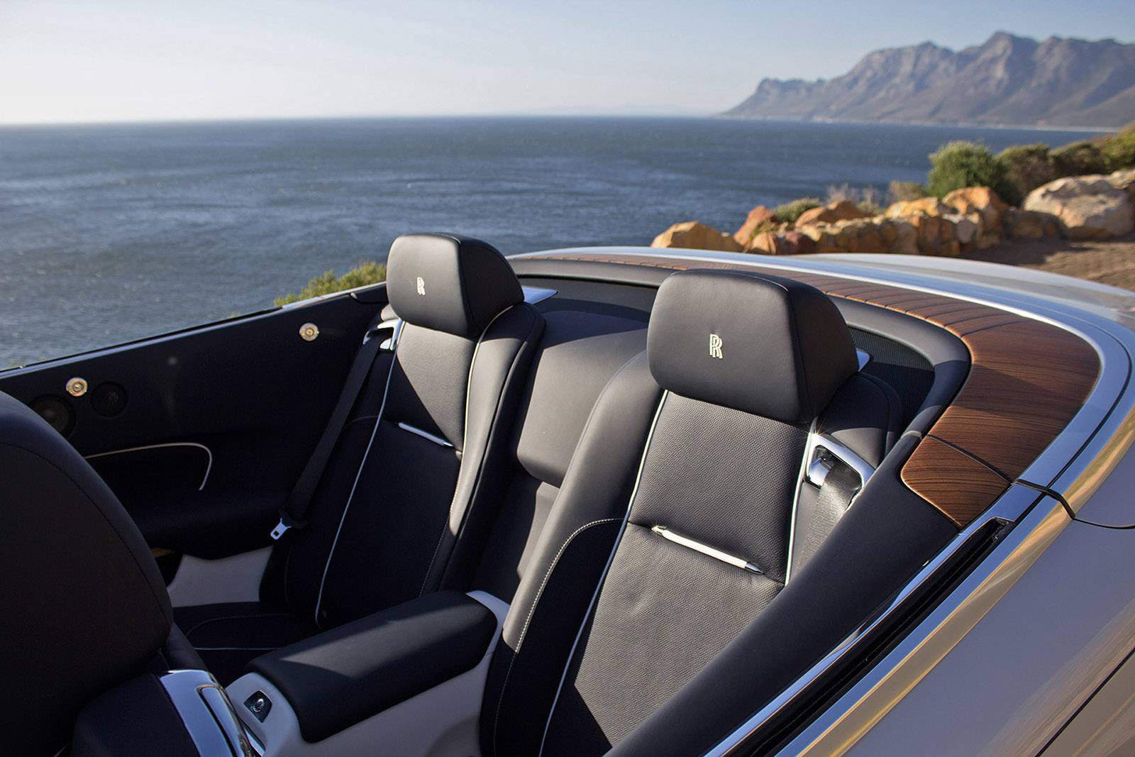 롤스로이스 던 | 인스티즈