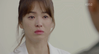 [태양의후예] 군인 남친이 작전 중 전사했다는 소식을 접했을 때 반응.甲 | 인스티즈