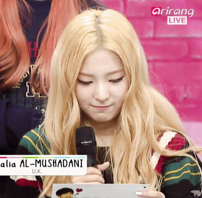 레드벨벳 슬기의 귀여운 버릇.gif | 인스티즈