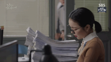 [당신이잠든사이에] 늙어가다가 회춘한 향미씨.gif (데이터주의) | 인스티즈