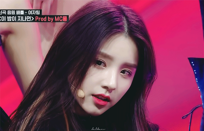 이달의소녀 희진.gif | 인스티즈