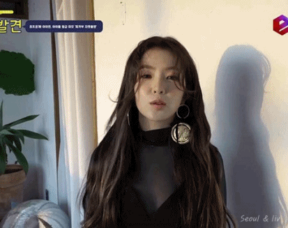 레드벨벳 피카부 자켓 촬영 비하인드 - 아이린 gif | 인스티즈