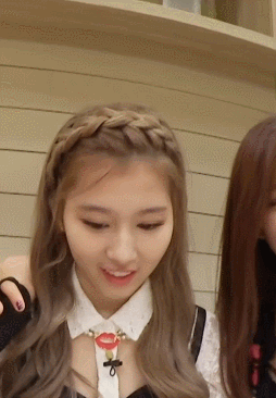 귀여운 강아지같은 사나 .gif | 인스티즈