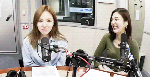 레드벨벳 웬디 & 조이.jpgif | 인스티즈