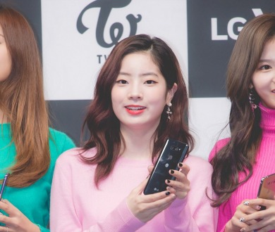 오늘자 트와이스 V30 팬싸인회 기자시진들 ㅅㅅㅅㅅ | 인스티즈