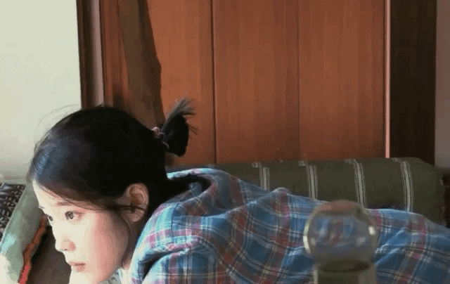 민박 알바생 지은이 .gif | 인스티즈