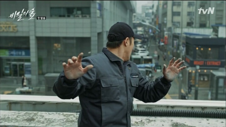 [비밀의숲] 범인은 내가 잡았는데 왜 검사님이 데려가죠? | 인스티즈