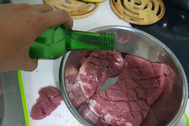 패망의 기운이 서려있는 돼지고기 치즈말이 | 인스티즈