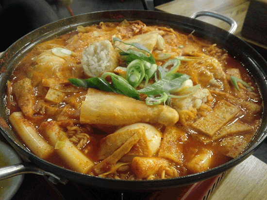 [선호하는떡볶이] 즉석떡볶이 vs 학교앞 (시장,분식) 떡볶이 | 인스티즈