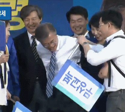 [문재인] 남초 이니 vs 여초 이니 | 인스티즈