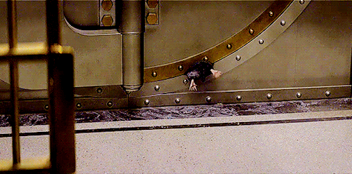 영화 신비한 동물사전 분위기.gif | 인스티즈