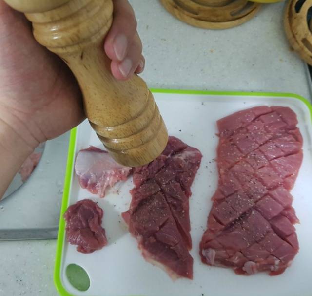 패망의 기운이 서려있는 돼지고기 치즈말이 | 인스티즈