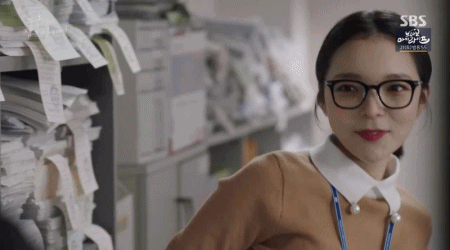 [당신이잠든사이에] 늙어가다가 회춘한 향미씨.gif (데이터주의) | 인스티즈