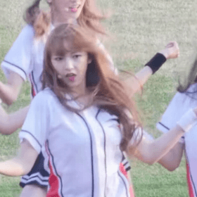 떠오르는 아이돌 몸매 강자 우주소녀 성소.gif | 인스티즈