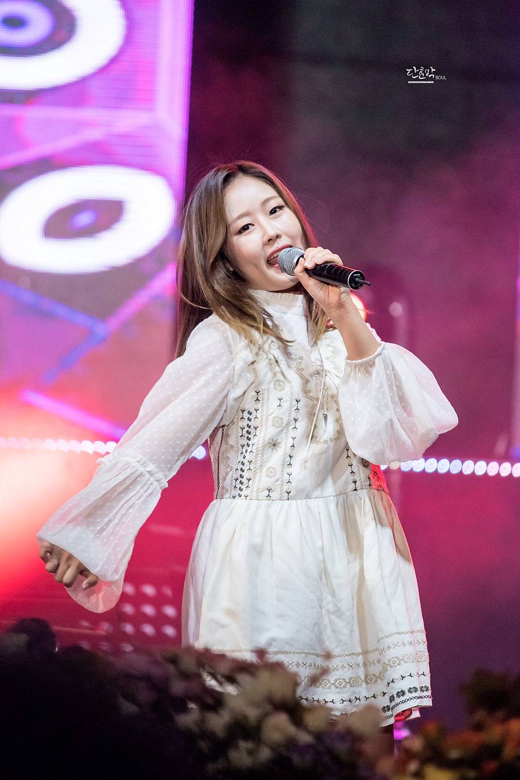 [러블리즈] 레알의 스트라이커 영입은 필수라 생각해서 베이비소울 | 인스티즈