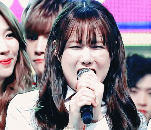 울보 여자친구 예린.gif | 인스티즈