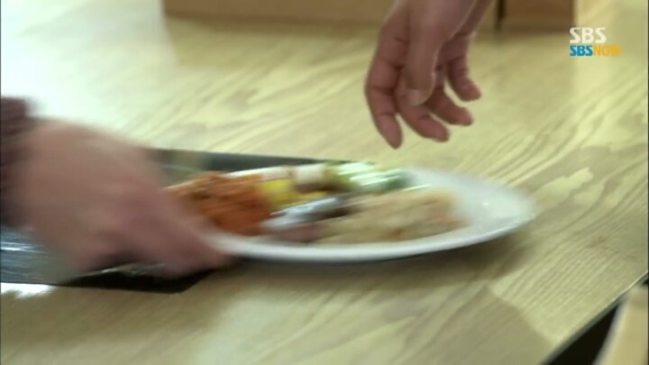 상속자들의 유명하디 유명한 급식실씬 1 | 인스티즈