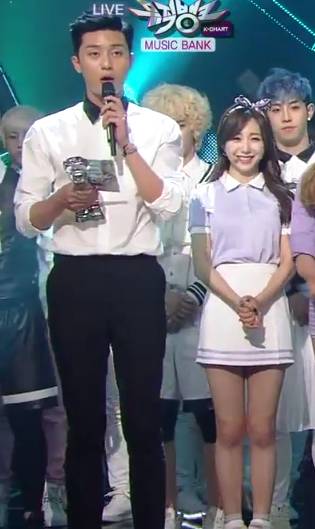 남녀 연예인 키+어깨너비 실감 | 인스티즈