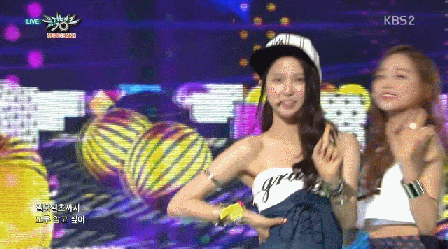 CLC 최유진 겨드랑이 움짤.JPGIF (진짜사나이 여군편) | 인스티즈