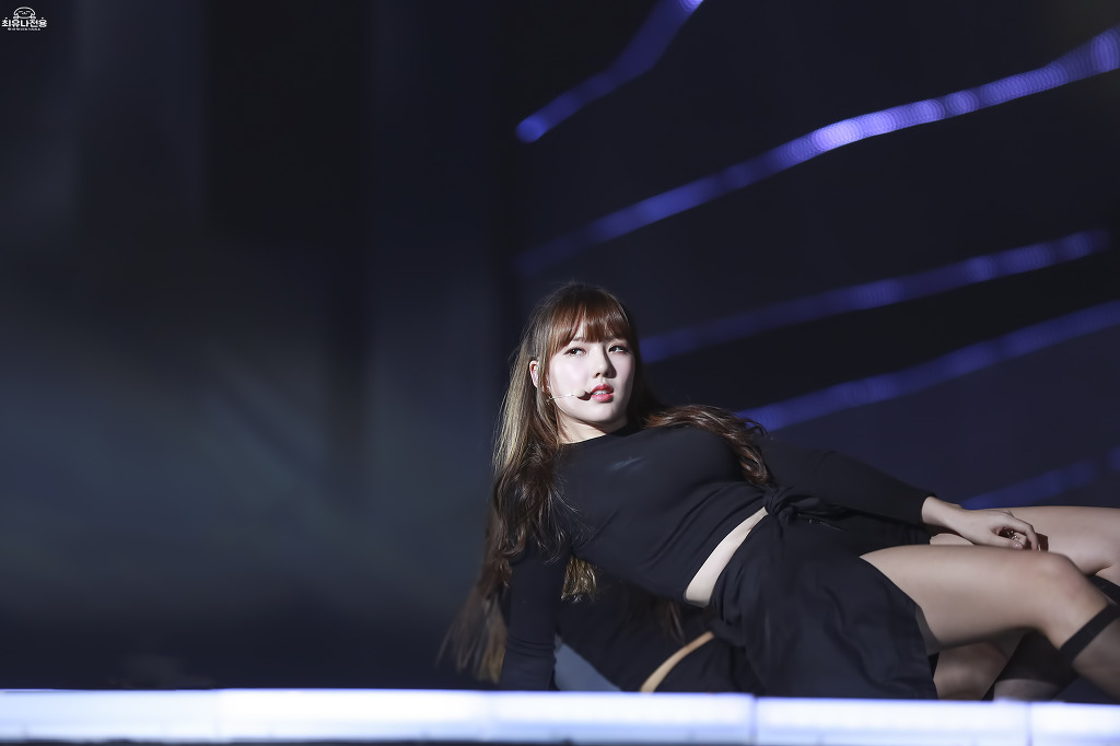 많이 위험한; 여자친구 예린 | 인스티즈