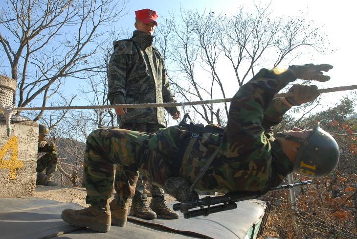해병대 2사단 문수산 유격장에 있는 죽음의 유격 코스 | 인스티즈