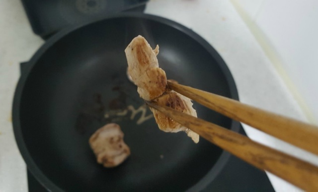 패망의 기운이 서려있는 돼지고기 치즈말이 | 인스티즈