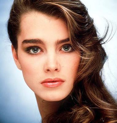 사겼었던 옛연인 장례식에 왔던 연예인 | 인스티즈