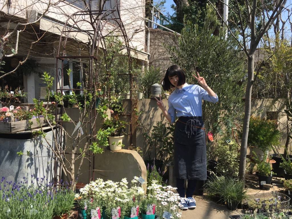 속쌍의 큰눈을 가진 귀여운 일본여자아이돌 | 인스티즈