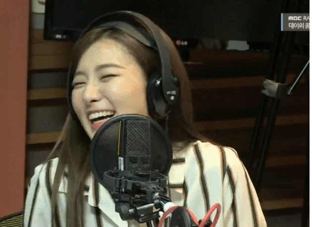 [레드벨벳] 방송중에 VR 체험하는 슬기 | 인스티즈