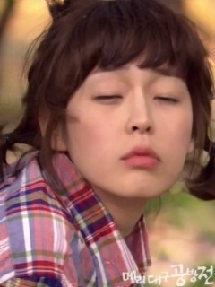 대학교 캠퍼스에서 쉽게 찾아볼수 있는 여선배 유형 | 인스티즈