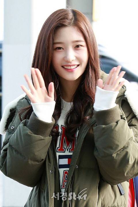 정글의법칙 촬영차 출국하는 정채연 jpg20 | 인스티즈