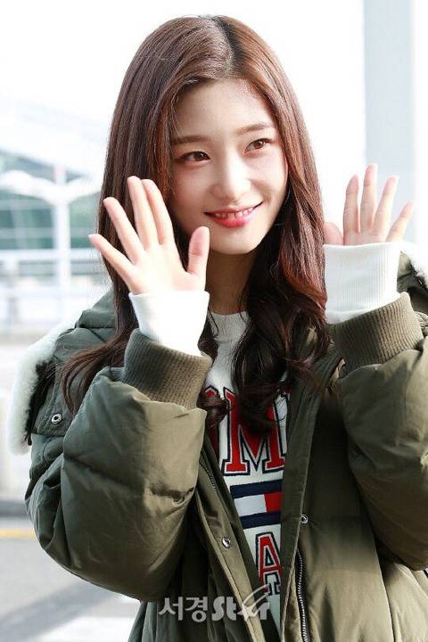 정글의법칙 촬영차 출국하는 정채연 jpg20 | 인스티즈