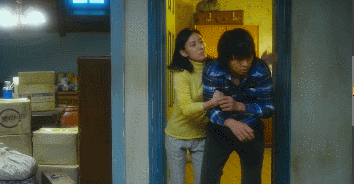 [늑대소년] 늑대소년(송중기) 조련 개쩌는 순이(박보영) | 인스티즈