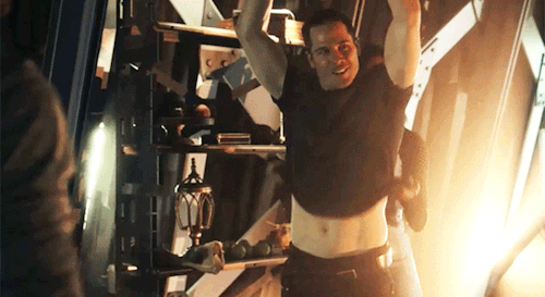 남자몸은 여자들보기 좋을때 비로소 가치가 있는거 아닐까요? | 인스티즈