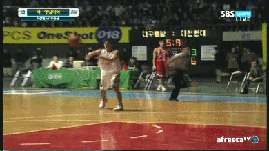 맥도웰과 이상민의 화려한 속공 플레이 | 인스티즈